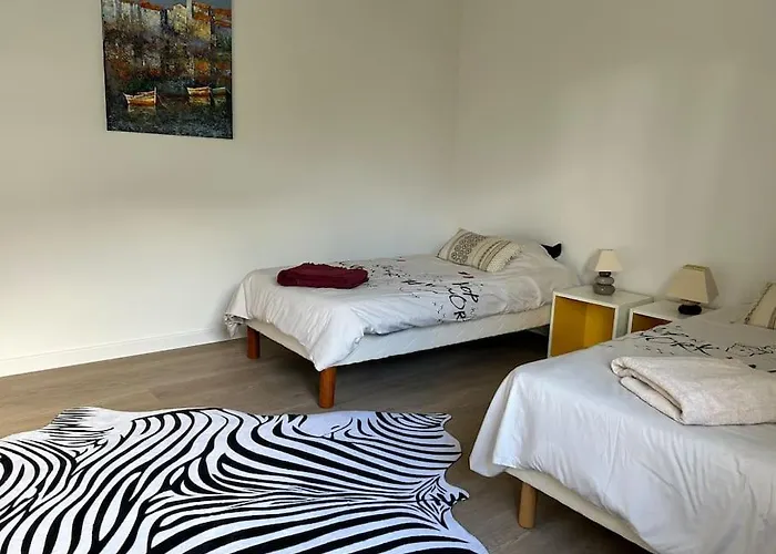 Appartement 3 Chambres A Annecy Dans Maison Pour 2 A 8 Personnes